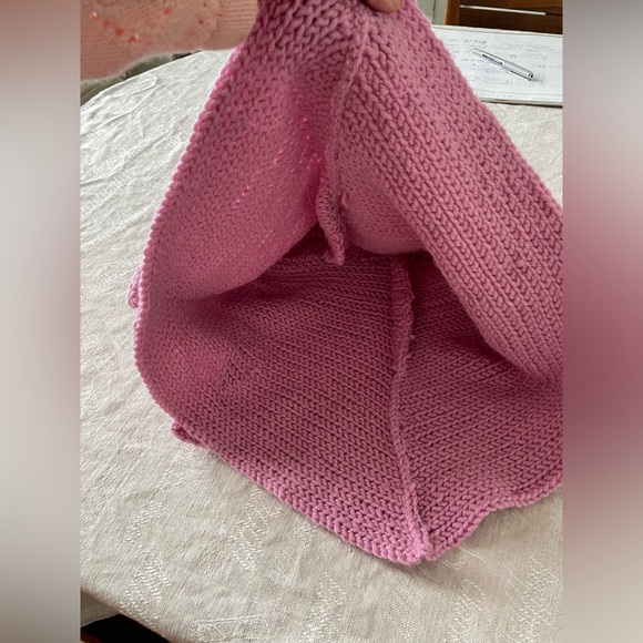 Pink Knitted Sleeveless Top/Vest with Bow - Picture 5 of 7
